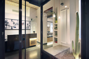 1880 Atypical Rooms in Rome