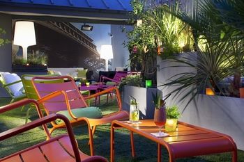 7 Eiffel Hotel (former Eiffel Park Hotel) in Paris