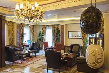 Acra Hotel in Istanbul