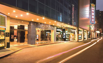 Emperor Hotel