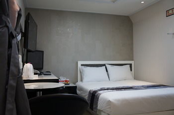 Novaluz Tourist Hotel