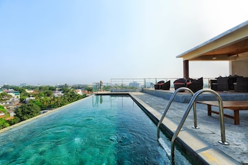 Trillium Boutique City Hotel